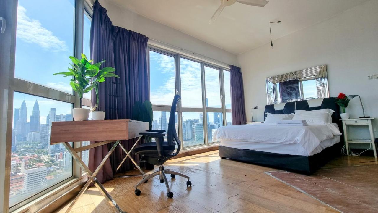 Penthouse On 34 - The Highest Unit And Best Views In Regalia & Private Rooftop Terrace 쿠알라룸푸르 외부 사진