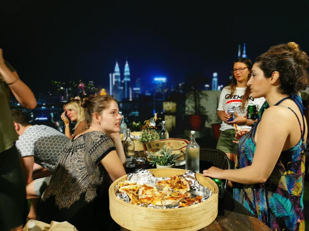 Penthouse On 34 - The Highest Unit And Best Views In Regalia & Private Rooftop Terrace 쿠알라룸푸르 외부 사진