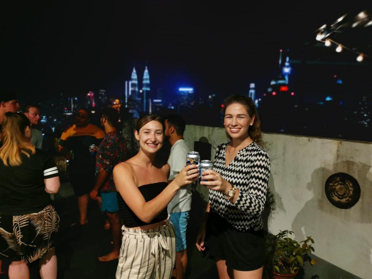 Penthouse On 34 - The Highest Unit And Best Views In Regalia & Private Rooftop Terrace 쿠알라룸푸르 외부 사진