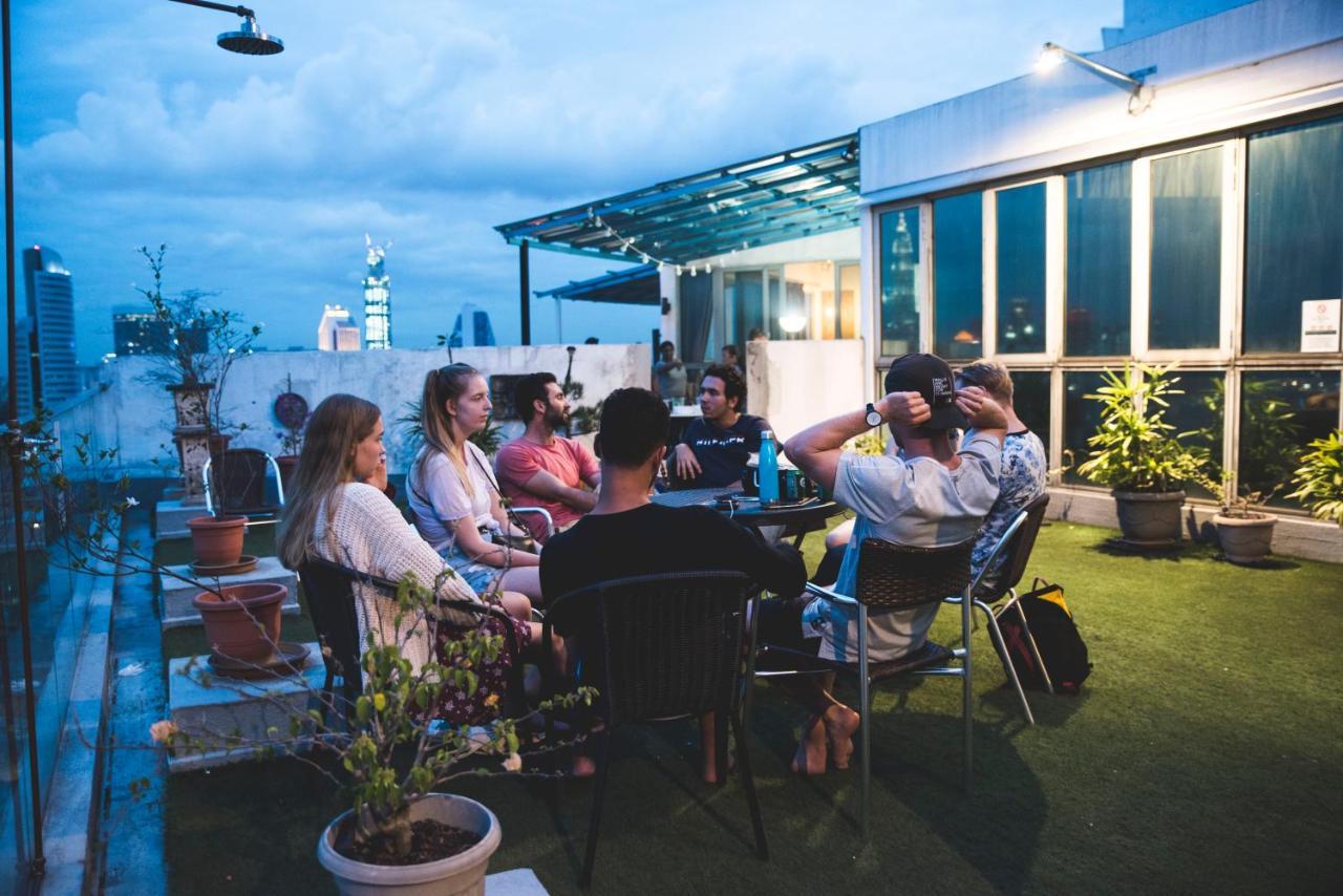 Penthouse On 34 - The Highest Unit And Best Views In Regalia & Private Rooftop Terrace 쿠알라룸푸르 외부 사진